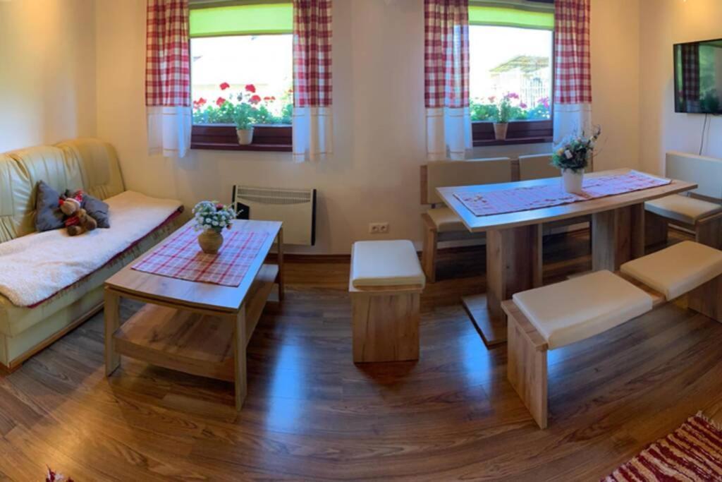 Domcek U Fera Villa Zázrivá Exterior foto